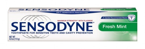 Sensodyne Toothpaste for Sensitive Teeth and Cavity Prevention, Maximum Strength, Fresh Mint, 4-Ounce
